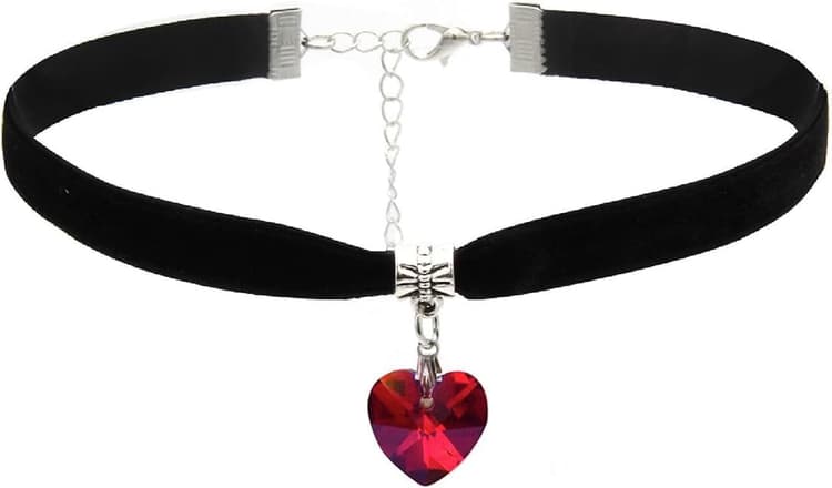 Black Choker Necklaces for Woman Love Heart Choker Necklace Adjustable Velvet Choker Soft Collar Chain Red Heart Necklace Halloween Cosplay Party