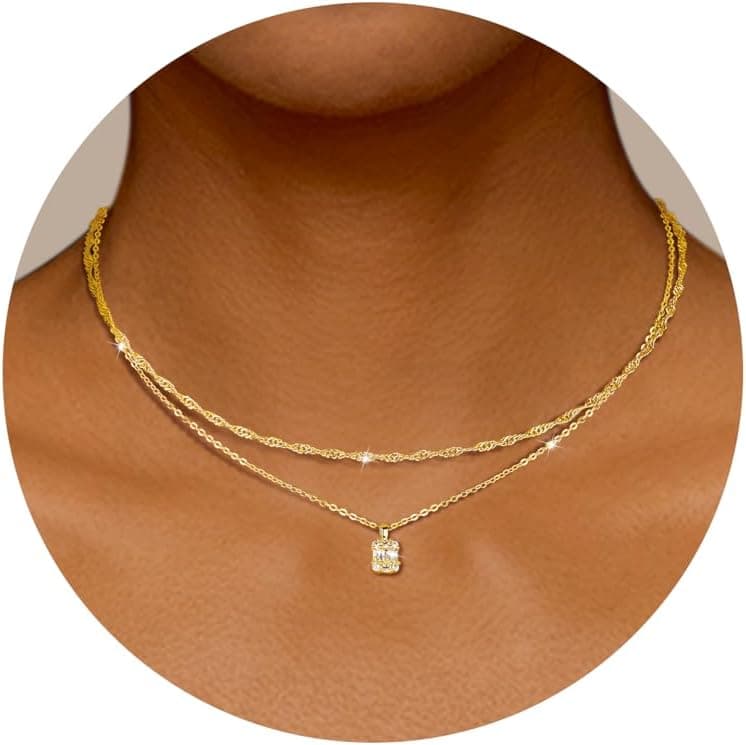 Dochais Chaîne pour femme - Plaqué or 14 carats - Avec pendentif carré - Solitaire - Étanche - Mini CZ - Chaîne superposée - Argenté/doré