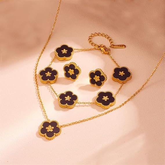 Parure de bijoux en forme de trèfle à cinq feuilles plaqué or 18 carats pour femme avec pendentif, collier, boucles d'oreilles et bracelet