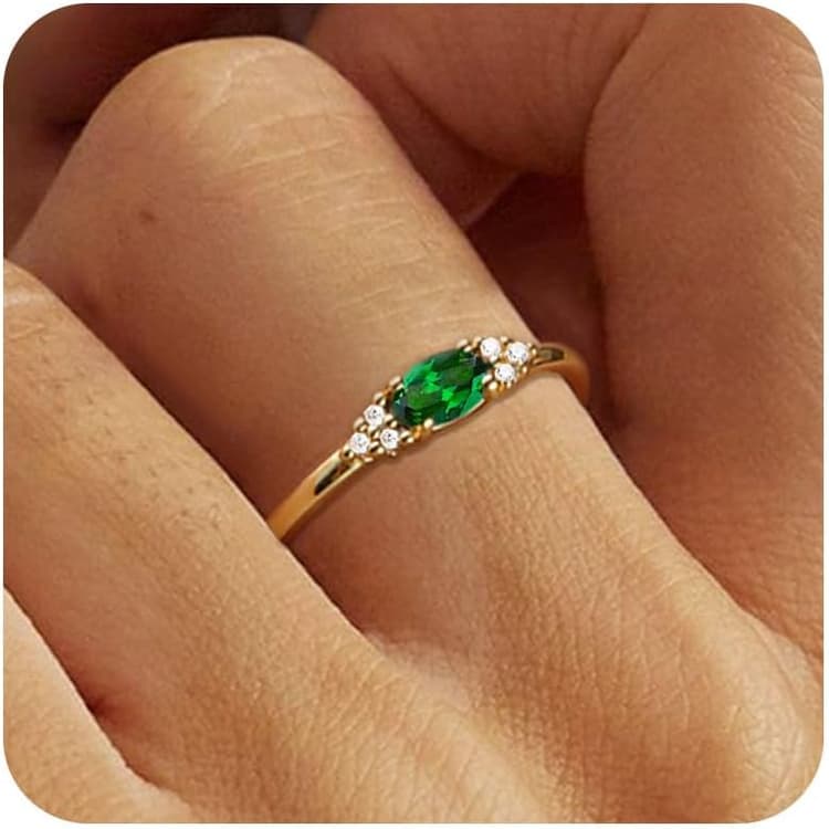 FUNEIA Gold Birthstone Rings for Women Non Tarnish Trendy Stackable Gold Rings that Don't Tarnish Dainty Emerald Green Gemstone Cubic Zirconia Wedding Engagement Ring for her Birthday Gifts Jewelry